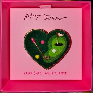 BETSEY JOHNSON Golf-Themed Stretch Ring with Greens Club Balls & Hole NEW NWT